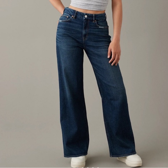 American Eagle Outfitters Denim - American Eagle Skater Baggy Wide Leg Jean
Stretch Size 10 Dark Wash